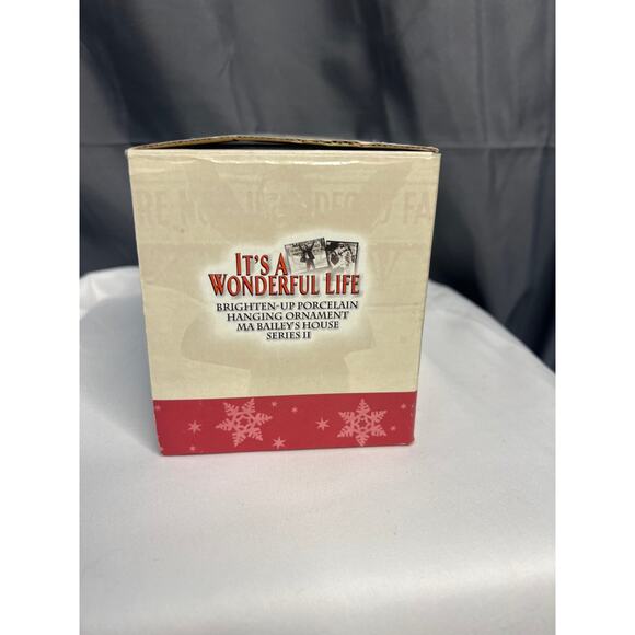 It's A Wonderful Life Ma Bailey's House Ornament 2003 Enesco - New in Box - Picture 2 of 4